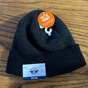 NWT Men’s Dockers black/dark grey winter hat